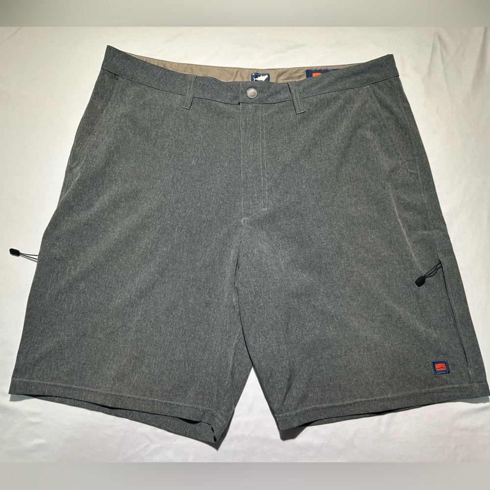 Cova Grey Hybrid Surf n Turf Stretch Short - 38 - 9” inseam